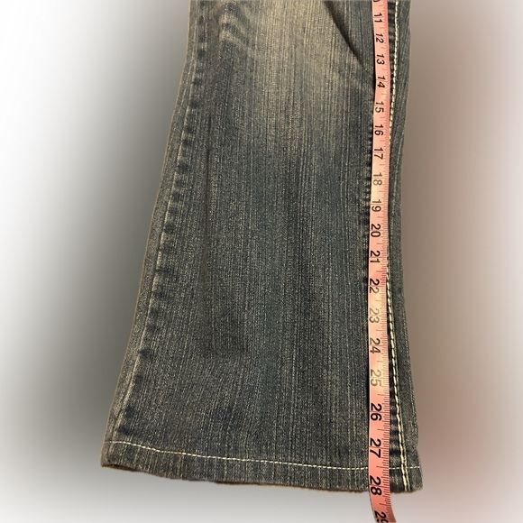 Men’s True Religion Relaxed Jeans - Picture 5 of 8
